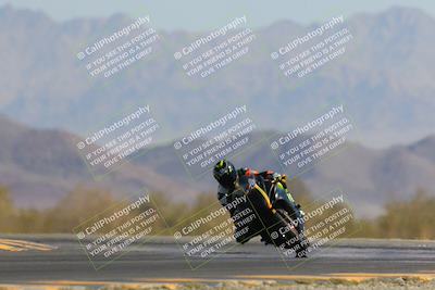 media/Apr-09-2023-SoCal Trackdays (Sun) [[333f347954]]/Turn 14 (1015am)/